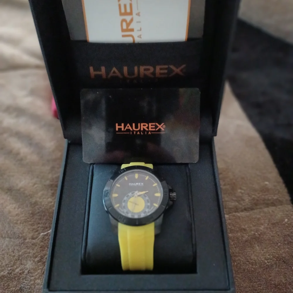 Italian made mens casual watch.   NEW  never worn - Picture 8 of 8